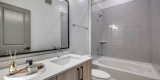 The Waylon Apartments & Townhomes Gallery 25