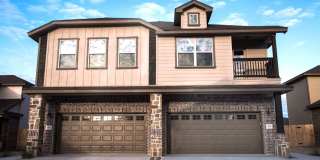 Beautiful 3 Bedroom Luxury Townhome, Kyle, Texas! Gallery 1