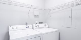 Avana Lexington Gallery 32