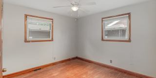 Charming 3 Bedroom 1 Bath Home in West Park! Charming 3 Bedroom 1 Bath Home in West Park! Gallery 9