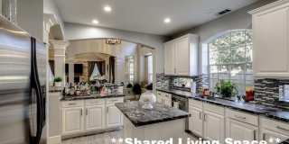 1998 Arizona Avenue Gallery 10