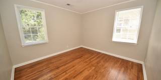 Charming updated 3 bed, 1 bath home near Midtown and Pink Palace. Gallery 17