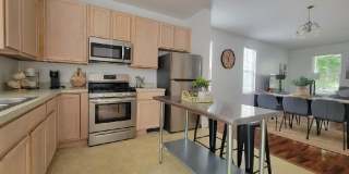 250 N 21st Street Gallery 3