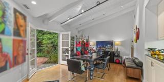 354 14th St Gallery 9