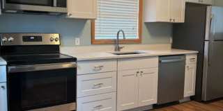 3 Bedroom 1 Bath Home in St. Joseph! Gallery 3