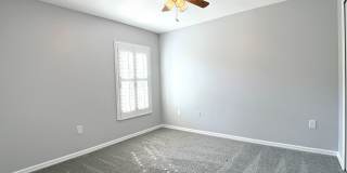 Beautiful 3 Bed 2 Bath Ranch Pool Home! Lawn & Pool Care Included! Gallery 24