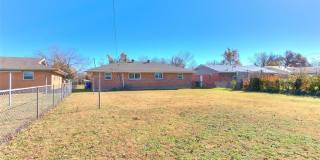 214 Thompson Drive Gallery 23
