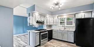 Well-Situated 3-Bedroom Corner-Lot Home with Fenced Yard & Fireplace Gallery 4