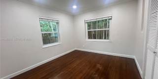 1900 Tigertail Ave Gallery 11