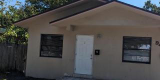 1944 Taft Street Gallery 1
