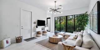 2211 Florida Boulevard Gallery 6