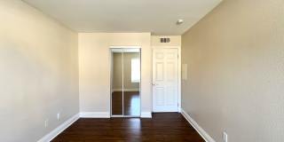 2 bed, 2 bath located in Corona, CA! Gallery 16