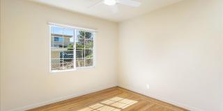 2033 High St - 1 Bedroom | 1 Bath | Triplex Unit Gallery 16