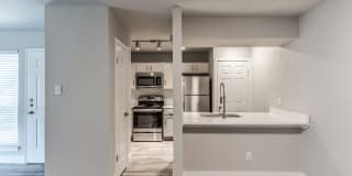 Warwick at Westchase Gallery 8