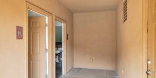 Upscale Condo in Highly Desirable Edge at Grayhawk! Available Now. Gallery 16