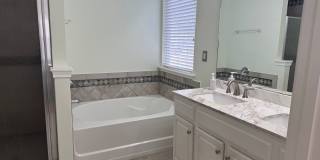 Beautiful FOUR BEDROOM Home in Mooresville Gallery 25