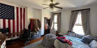 6 Bedroom House Available Next to UC Campus Gallery 10