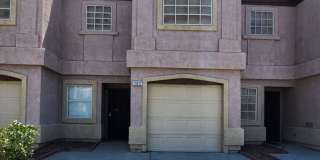 Beautiful 3 Bedroom & 2 1/2 Bath Condo. Beautiful 3 Bedroom & 2 1/2 Bath Condo. Gallery 1
