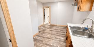 Updated 3 Bedroom Home Near Westgate Park with Modern Finishes Gallery 6