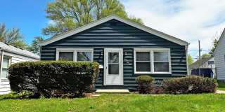 Updated 3-Bedroom Ranch with 2-Car Garage on Milwaukee's Northwest Side Gallery 1