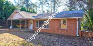 1752 Upper River Rd. Gallery 1