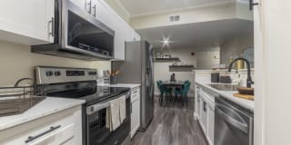 Cobble Oaks Gallery 1