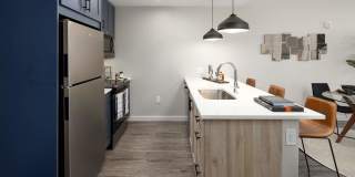 903 Peachtree Gallery 3