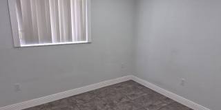 3 Bedroom, 2 Bathroom with nice yard, close Epic Universe, SeaWorld and Convention Center Gallery 17