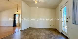 3/2 Beautiful Rita Ranch Home With Open Design!!! Gallery 8
