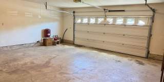 Well-kept house in desirable Thurston neighborhood! Gallery 39