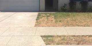 4 Bedroom Home! Close to Shopping Centers  CHS Attendance! Gallery 1