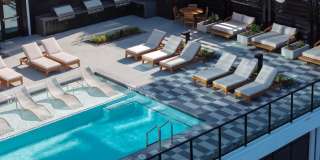 Emmi Midtown Gallery 31