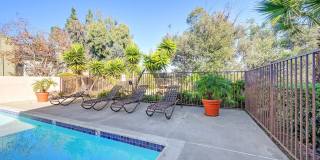 Elan Riverwalk Gallery 5