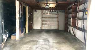Gorgeous Remodeled Downstairs Apartment w/Patio+Prvt Laundry+Garage+Views of Canals Gallery 23