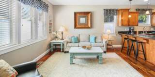 Parker Townhome: Luxurious Furnished Townhome, Attached 2 Car Garage, $300 Utility Fee Parker Townhome: Luxurious Furnished Townhome, Attached 2 Car Garage, $300 Utility Fee Gallery 32