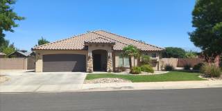 Inviting 4 Bedroom Home in Washington Gallery 1