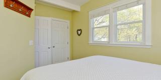 WINTER RENTAL: Two Beaches Cottage Gallery 24