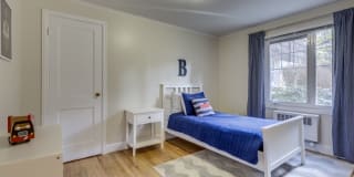 Shorewood Gallery 44