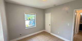 1467 NW 53rd St # 1 Gallery 17
