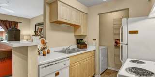 Retreat at Speedway Gallery 1