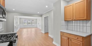 5-Bedroom Rental Near TCNJ | Spacious Layout, Parking, Yard & Deck Gallery 11