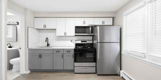 7620 S Coles Gallery 3