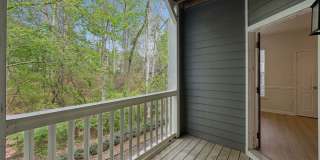 Lex Alpharetta Apartments Gallery 30