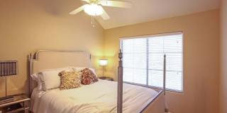 1633 E LAKESIDE Drive unit: 129 Gallery 20
