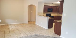 2432 French St Gallery 8