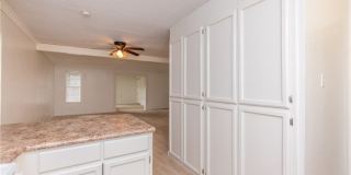 5133 Middlecoff Gallery 11