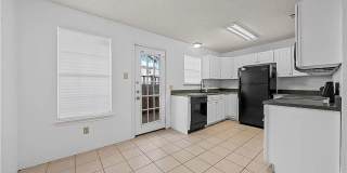 Charming 2/2 at Boardwalk Condominiums! Gallery 6