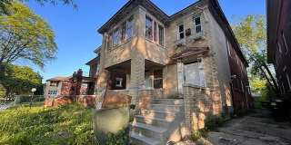 2509 Gladstone St Gallery 7