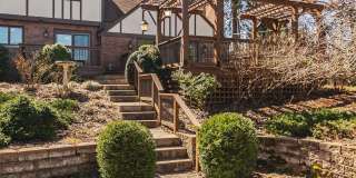 Large 5BR/3.5 Bath in Elm Heights. Available Now! Gallery 3