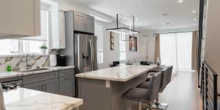 4827 Riverton Ave Gallery 27